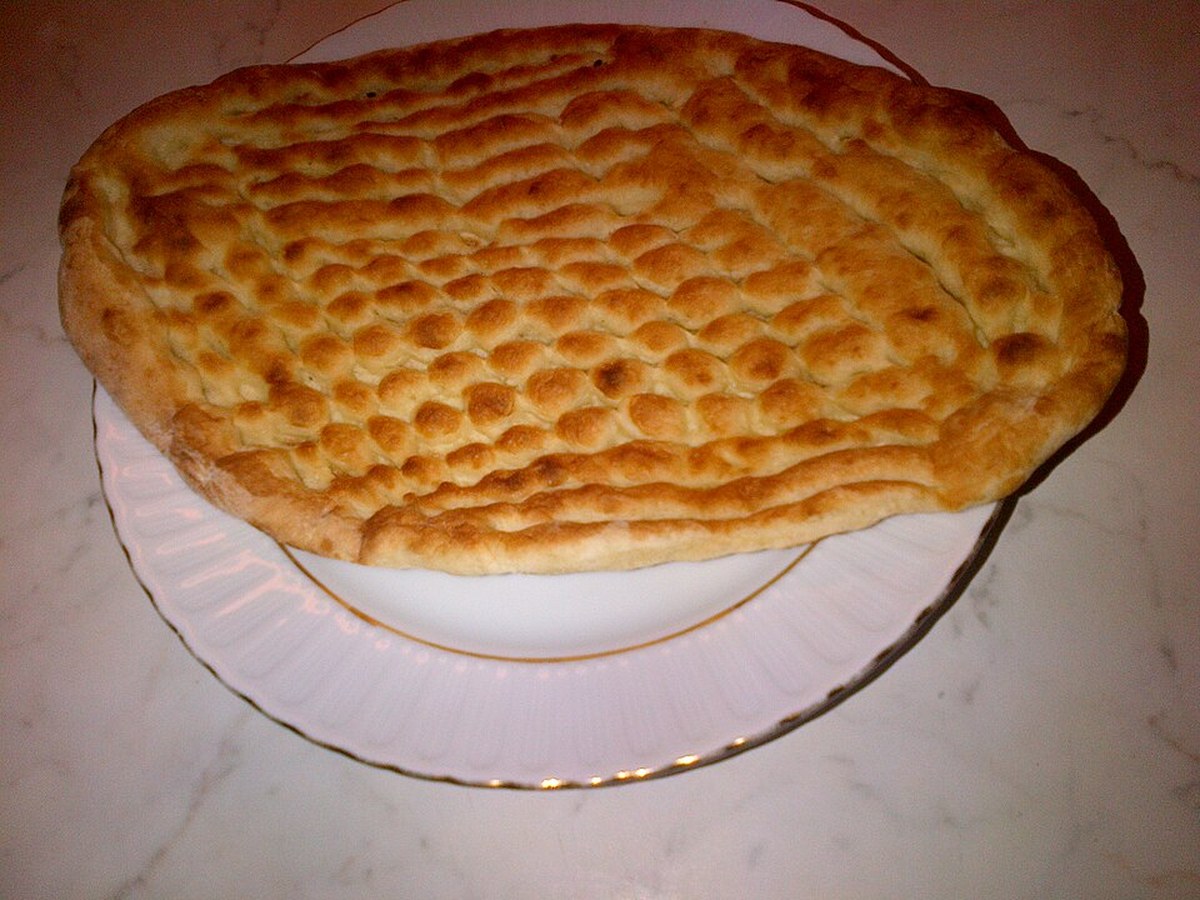 Pide Sucuk + Ei